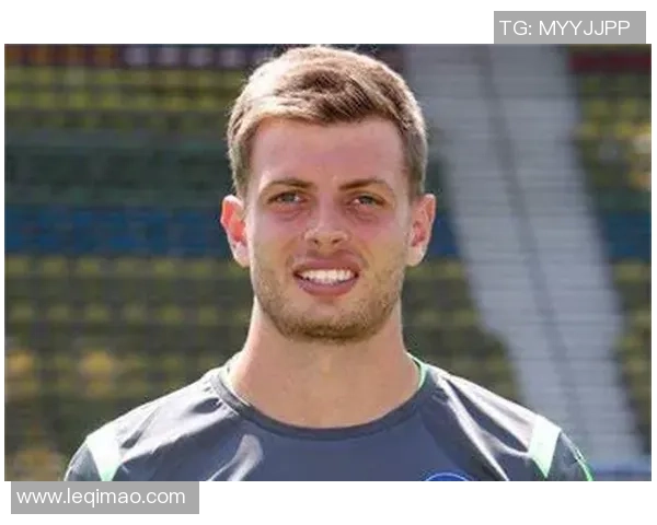 英国足球明星身高超过190厘米的传奇球员与他们的辉煌成就探秘 英国足球明星身高超过190厘米的传奇球员与他们的辉煌成就探秘