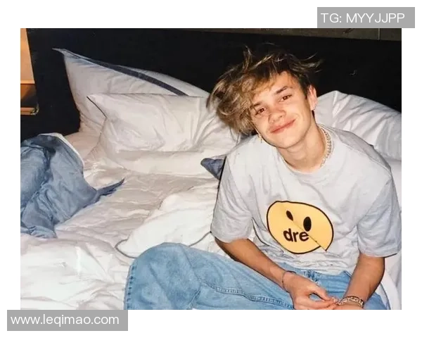 足球明星的儿子们:继承父业的未来之星与他们的成长故事 足球明星的儿子们:继承父业的未来之星与他们的成长故事