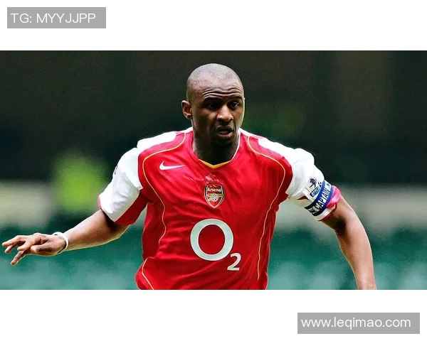 足球明星背后的守护者盘点保镖视频揭示安全与荣耀的故事 足球明星背后的守护者盘点保镖视频揭示安全与荣耀的故事