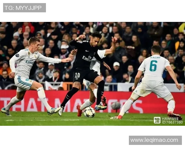 顶级足球明星过人技巧揭秘如何在比赛中轻松突破对手防线 顶级足球明星过人技巧揭秘如何在比赛中轻松突破对手防线