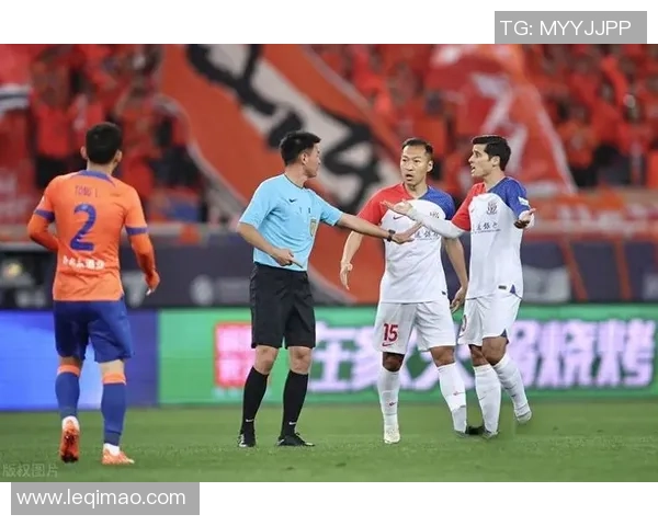 重庆足球队在邀请赛中的战术表现分析与未来展望